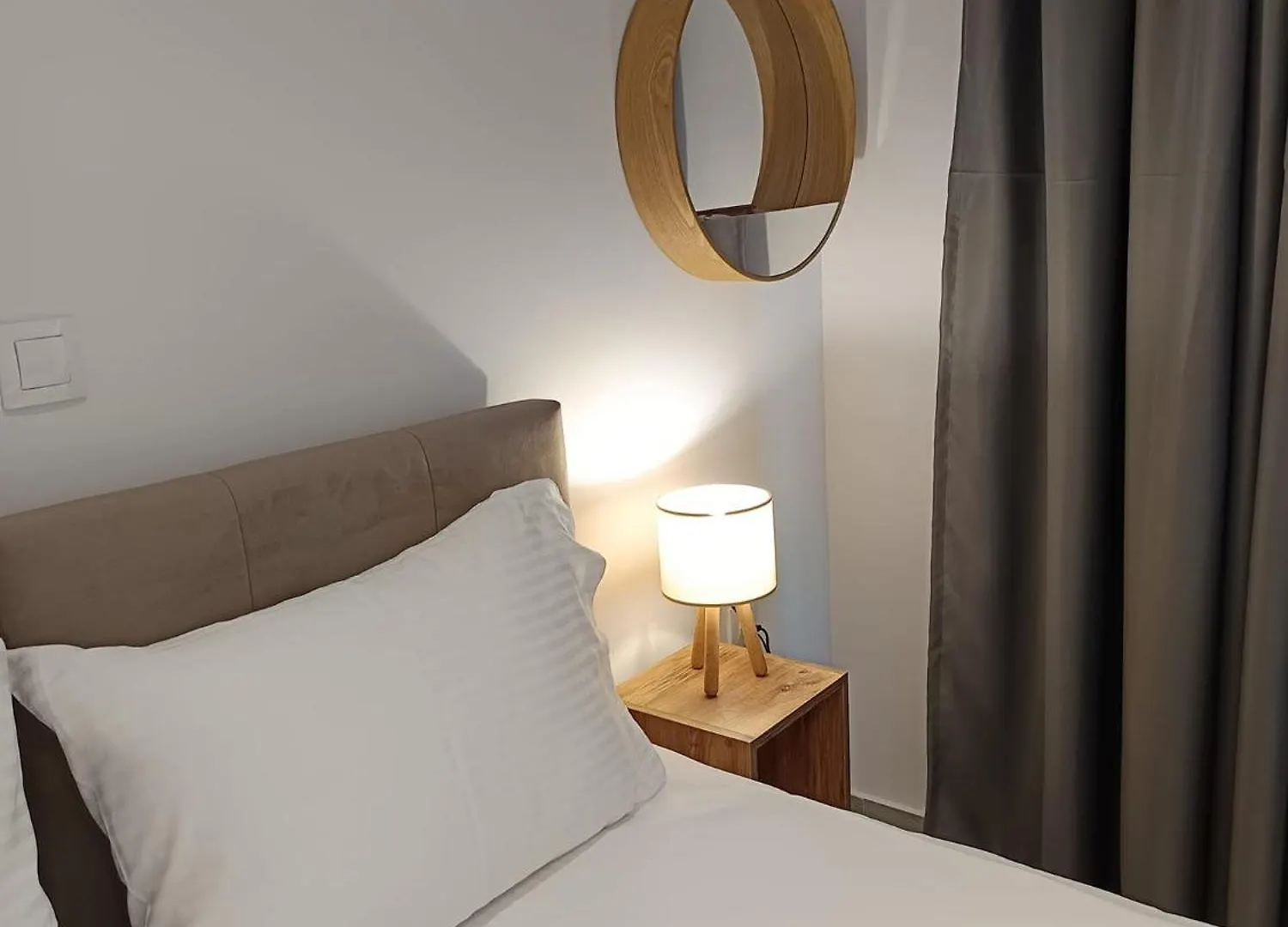 Fox Studios Paralia Sikias Apartment